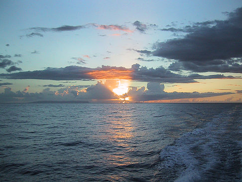 Sonnenuntergang über dem Meer von Kauai